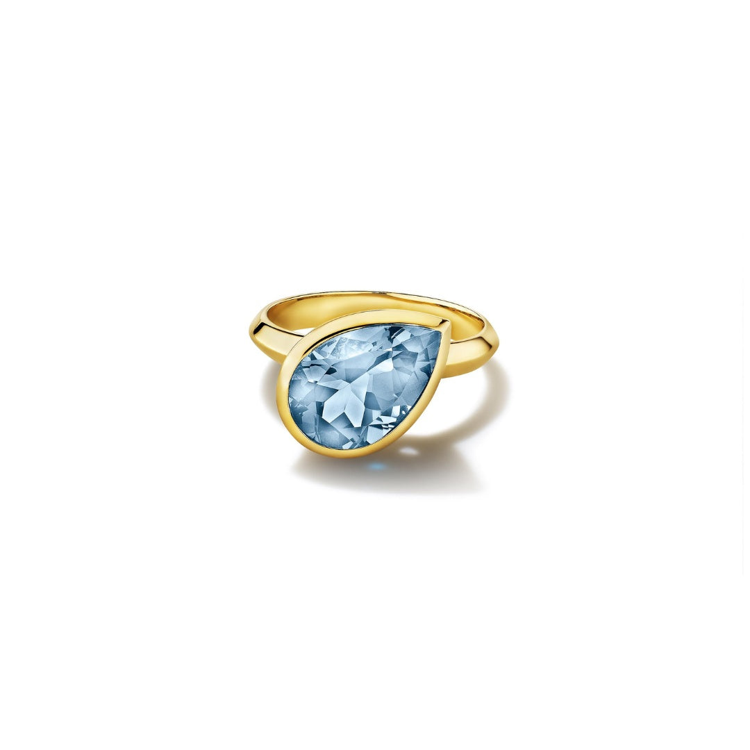 Dlo Pear Shape Ring, 18K Yellow Gold and Aquamarine