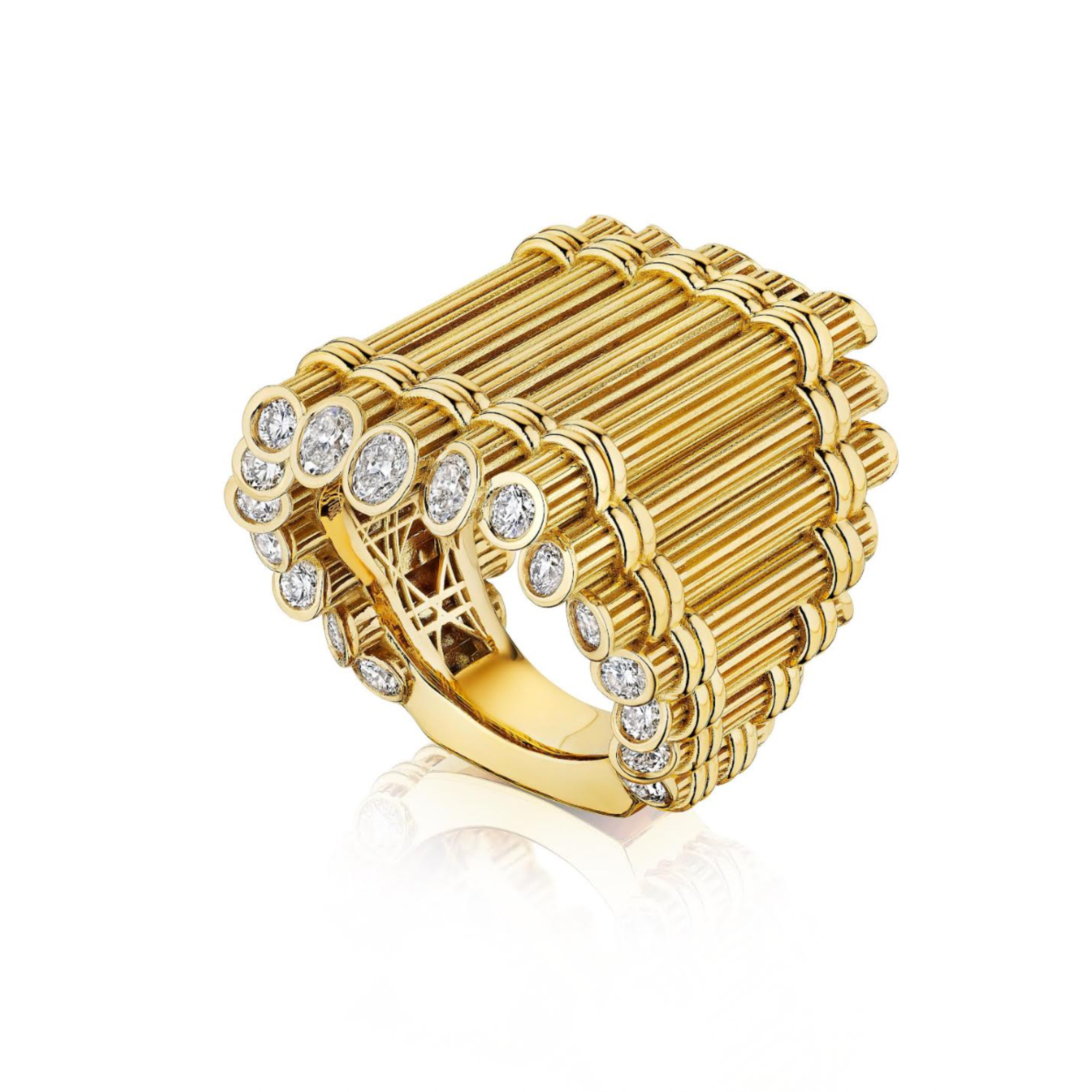 MoAnA LUU Eritaj Archive No.1 Fago Kann ring in 18K gold and diamonds, a sculptural interpretation of bundled cane forms rooted in Creole heritage.