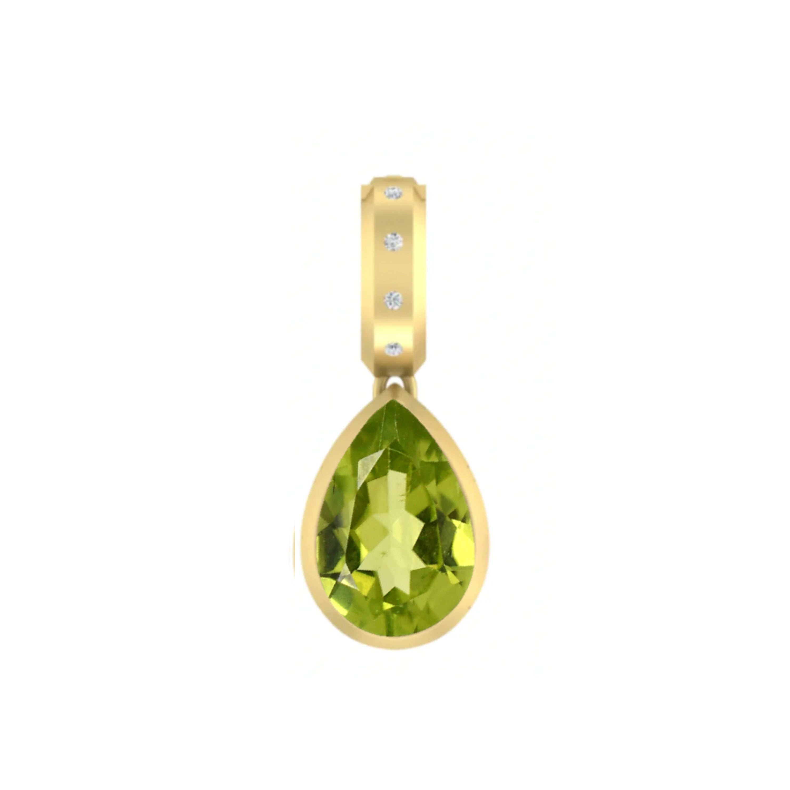 Dlo Pear Shape charm, 18K Yellow Gold, Peridot and Ti Diamonds