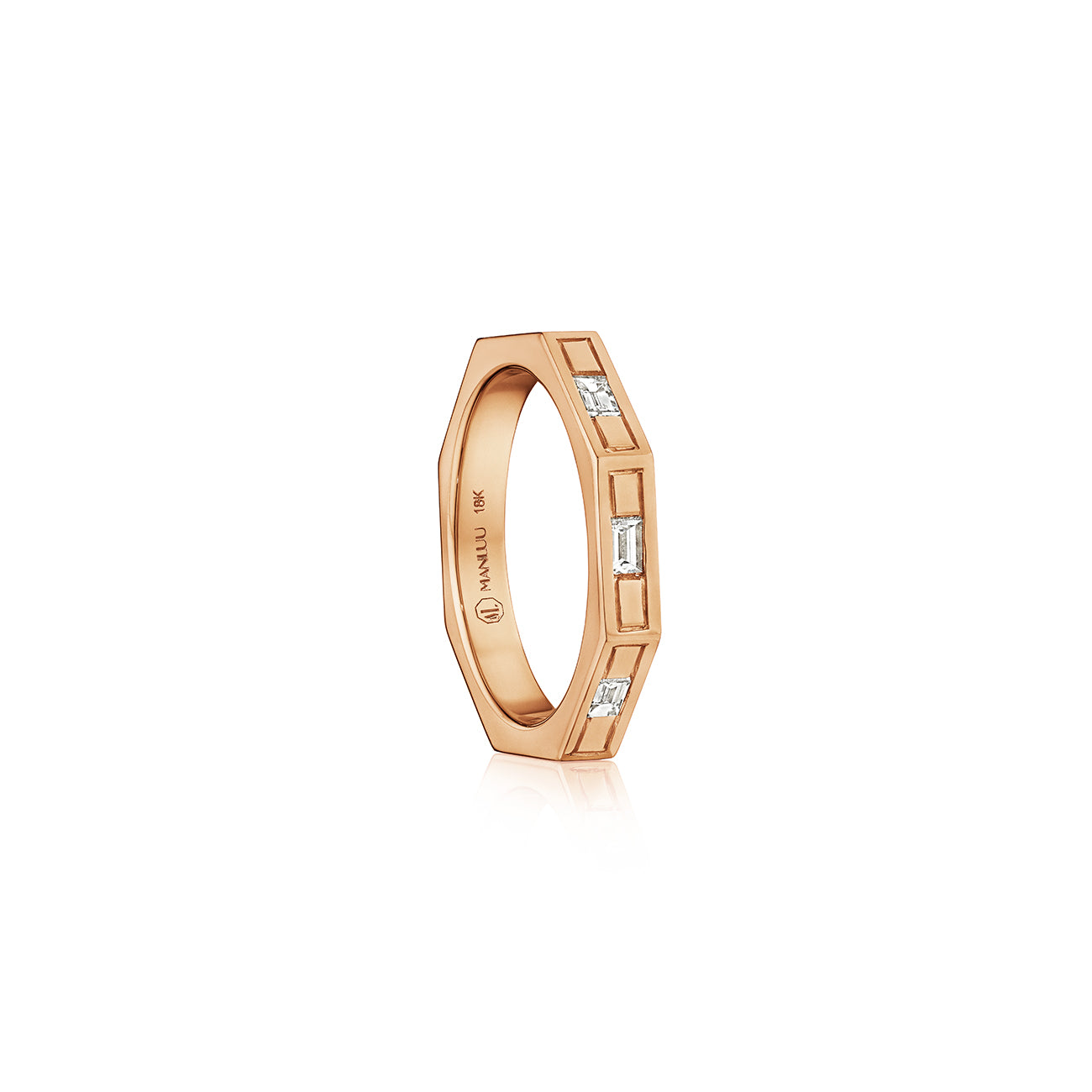 MoAnA LUU Ti band ring in 18K rose gold, featuring baguette diamonds in an octagonal shape.