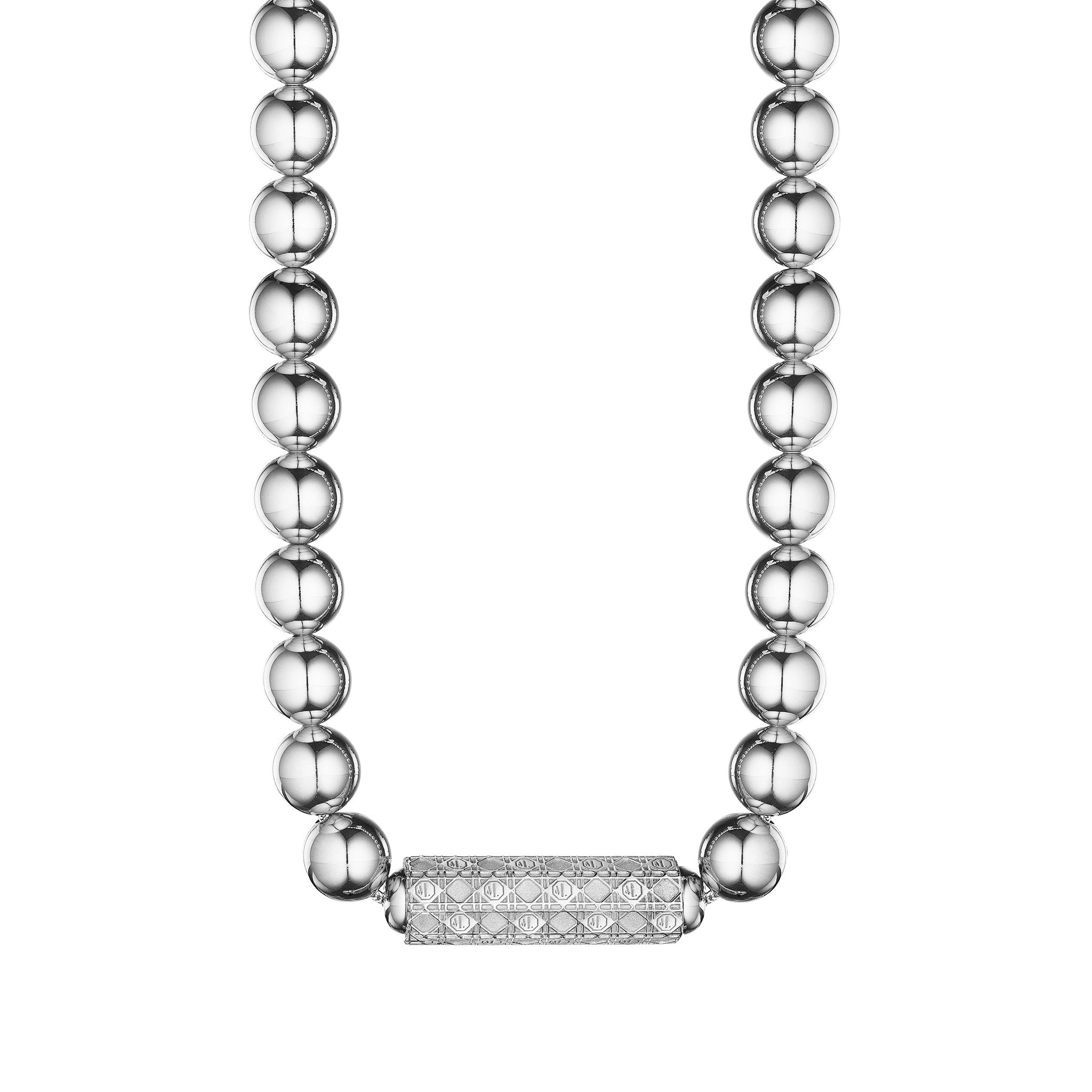 MoAnA LUU Beads necklace with barrel lock in silver, inspired by Creole jewelry. 